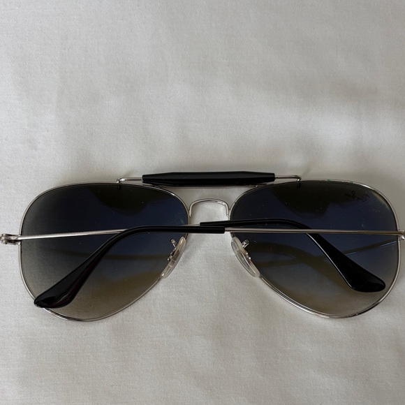 Ray-Ban Outdoorsman II Silver Aviator Sunglasses with Black Case - Picture 8 of 11